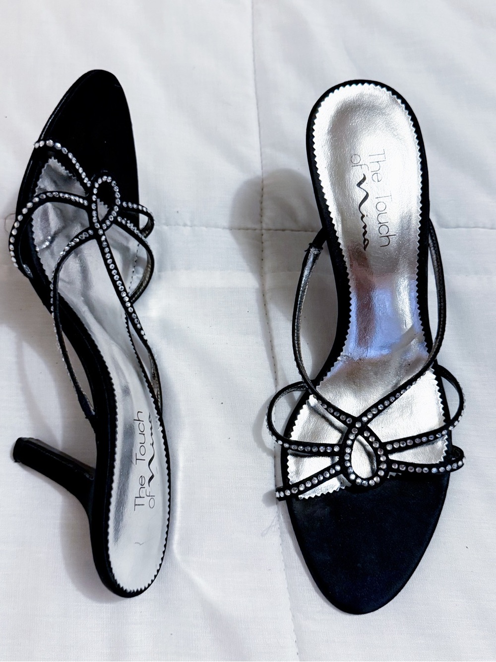 The touch of Nina y2k black & diamond heels